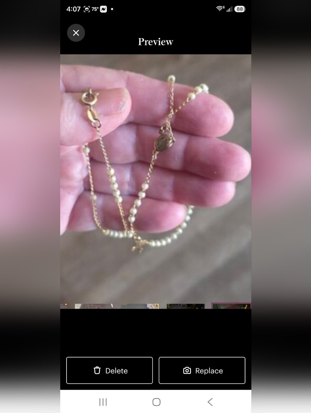 Small Vintage Rosary - Picture 9 of 11